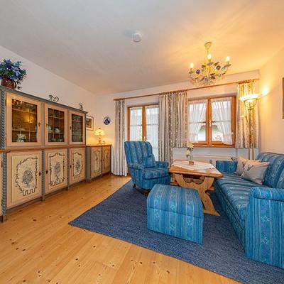 Ferienwohnung Almroeserl Wohnzimmer