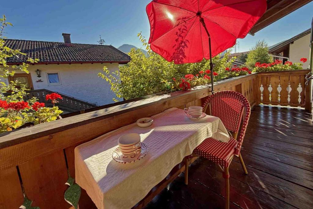 Ferienwohnung Almroeserl Balkon